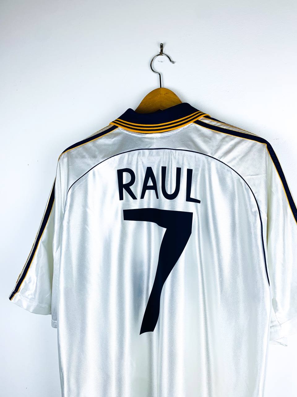 REAL MADRID 1998/2000 HOME SHIRT #7 RAUL