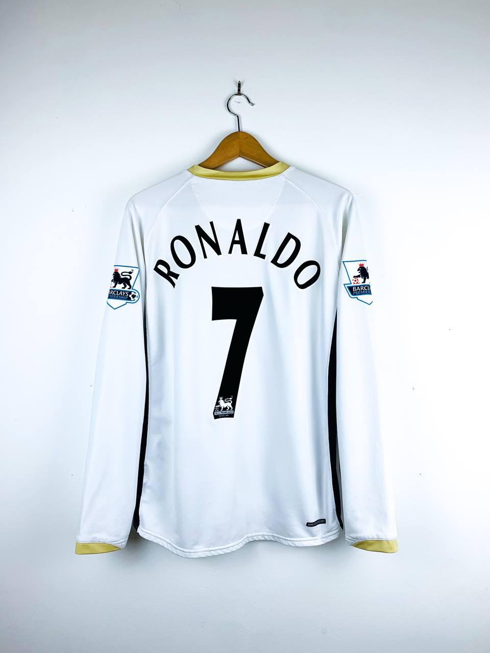 MANCHESTER UNITED 2006/2008 AWAY SHIRT #7 RONALDO [L/S]