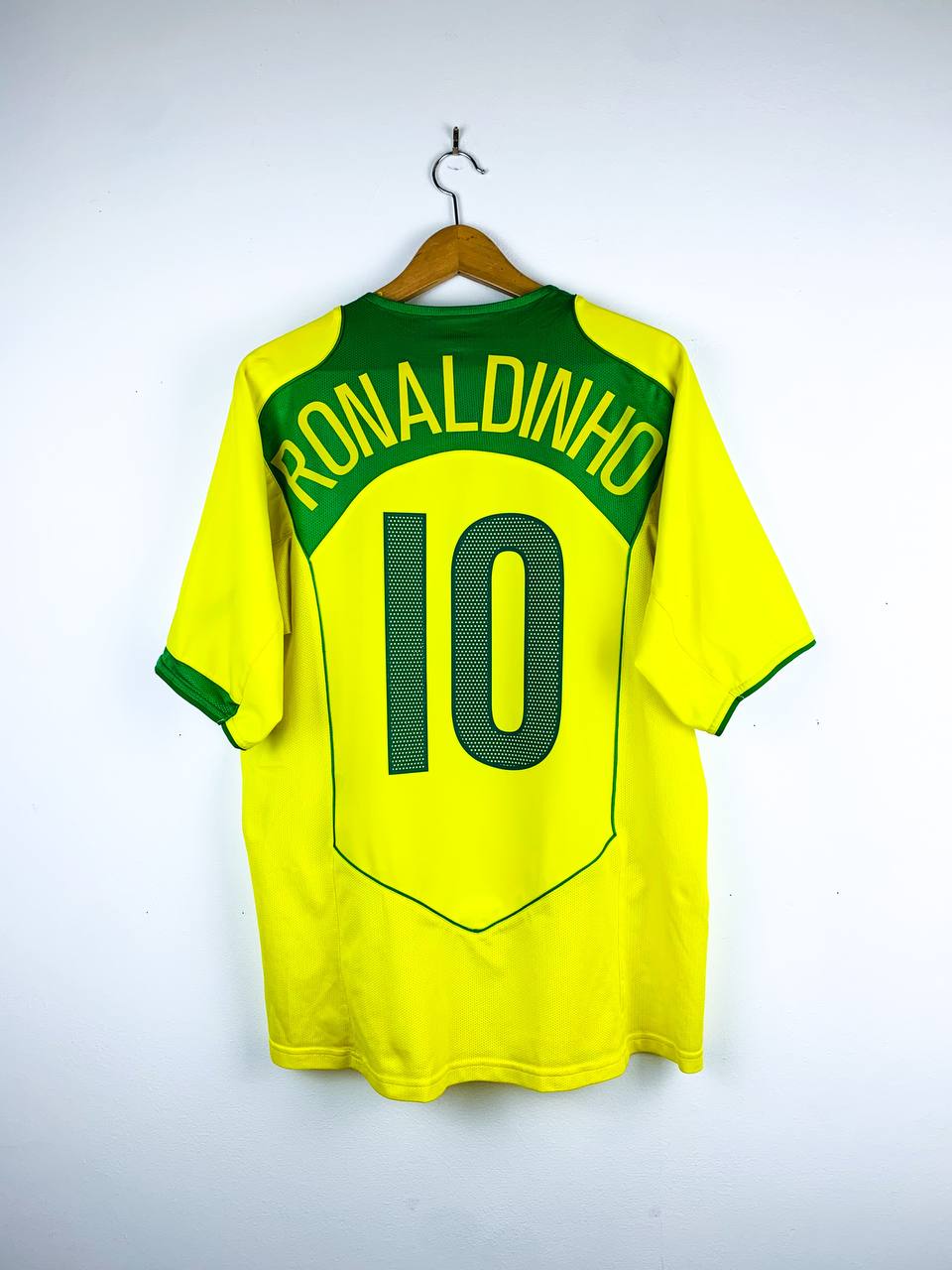 BRAZIL 2004/2006 HOME SHIRT #10 RONALDINHO [M]