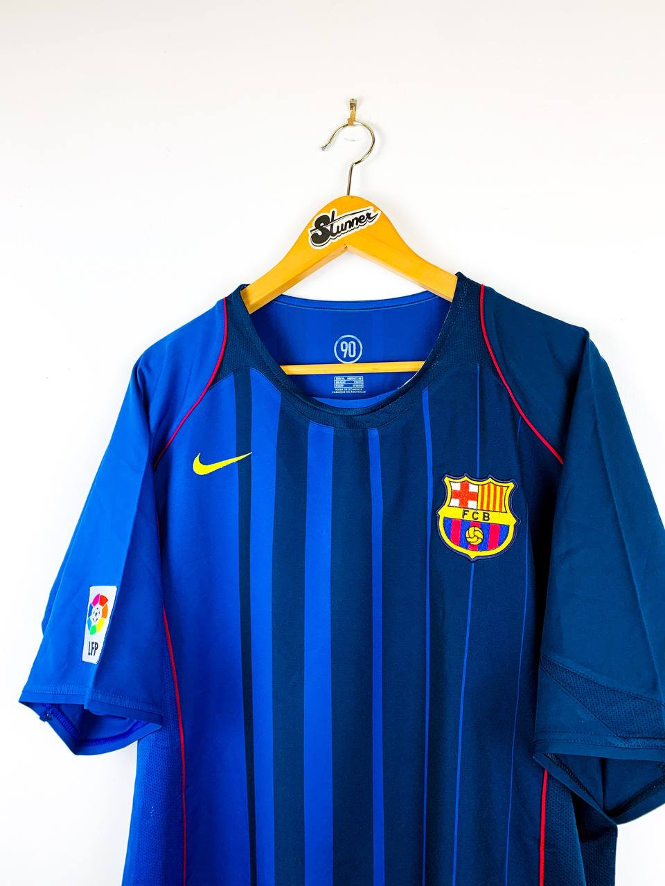 BARCELONA 2004/2005 AWAY SHIRT #10 RONALDINHO