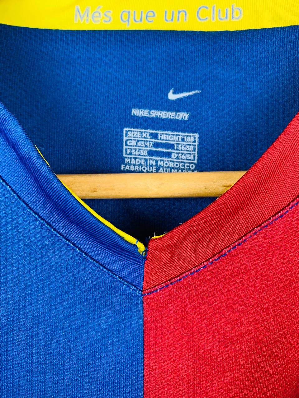 BARCELONA 2006/2007 HOME SHIRT #19 MESSI