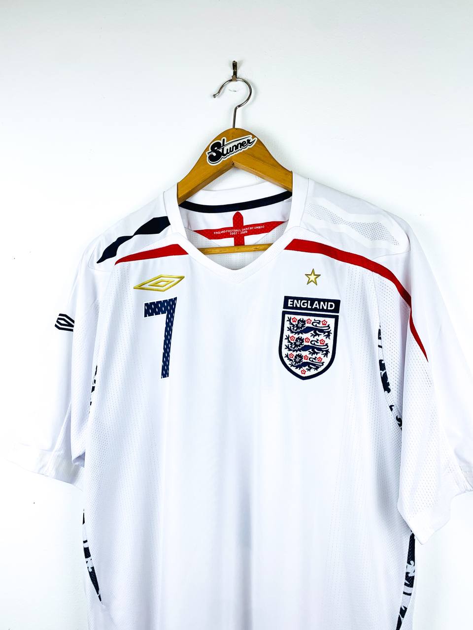 ENGLAND 2007/2009 HOME SHIRT #7 BECKHAM [BNWT]