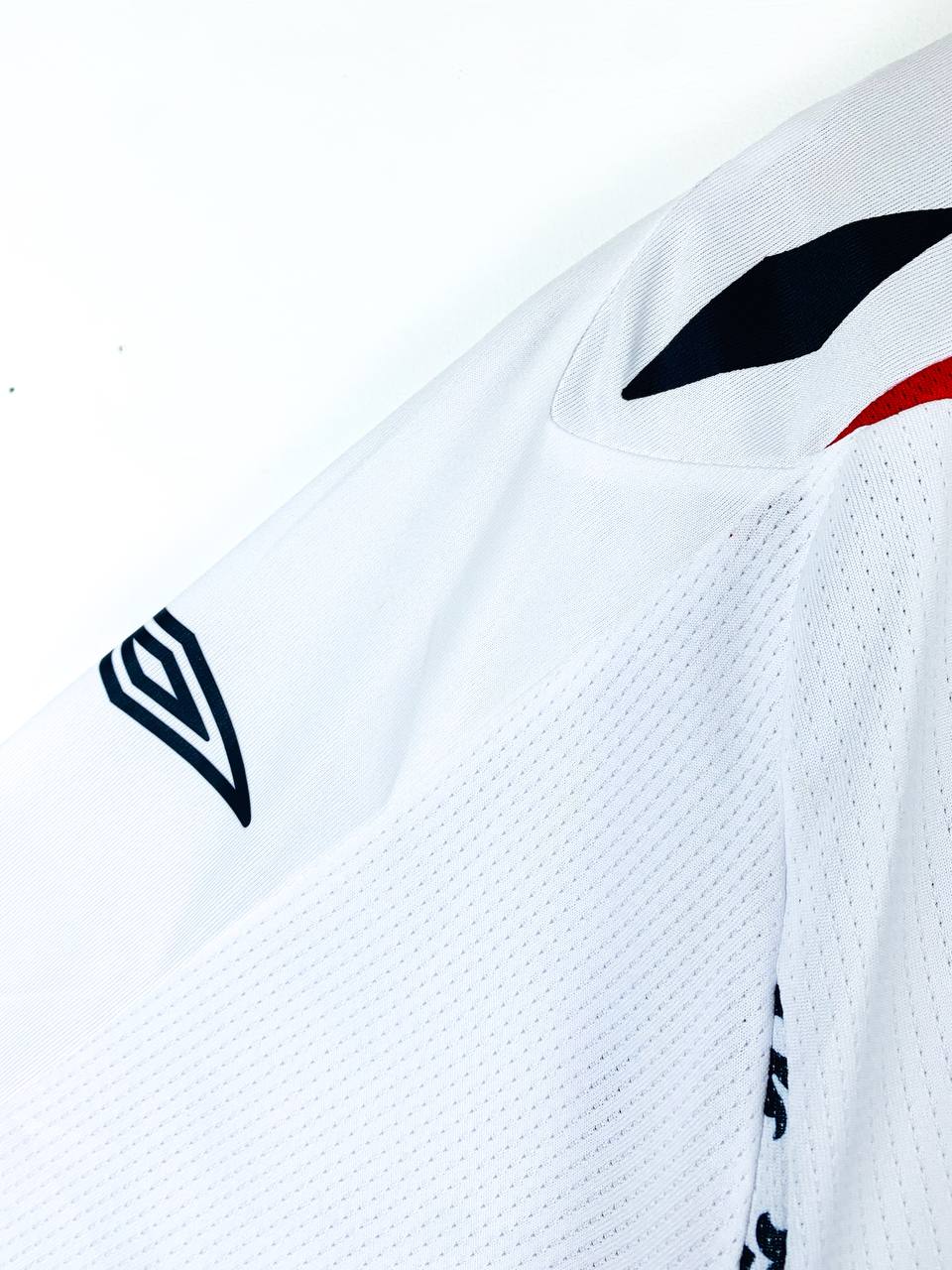 ENGLAND 2007/2009 HOME SHIRT #7 BECKHAM [BNWT]