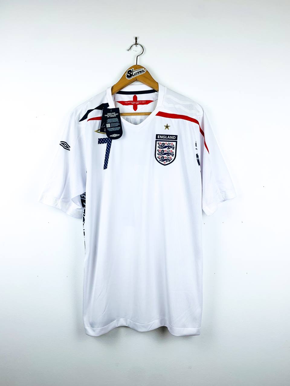 ENGLAND 2007/2009 HOME SHIRT #7 BECKHAM [BNWT]