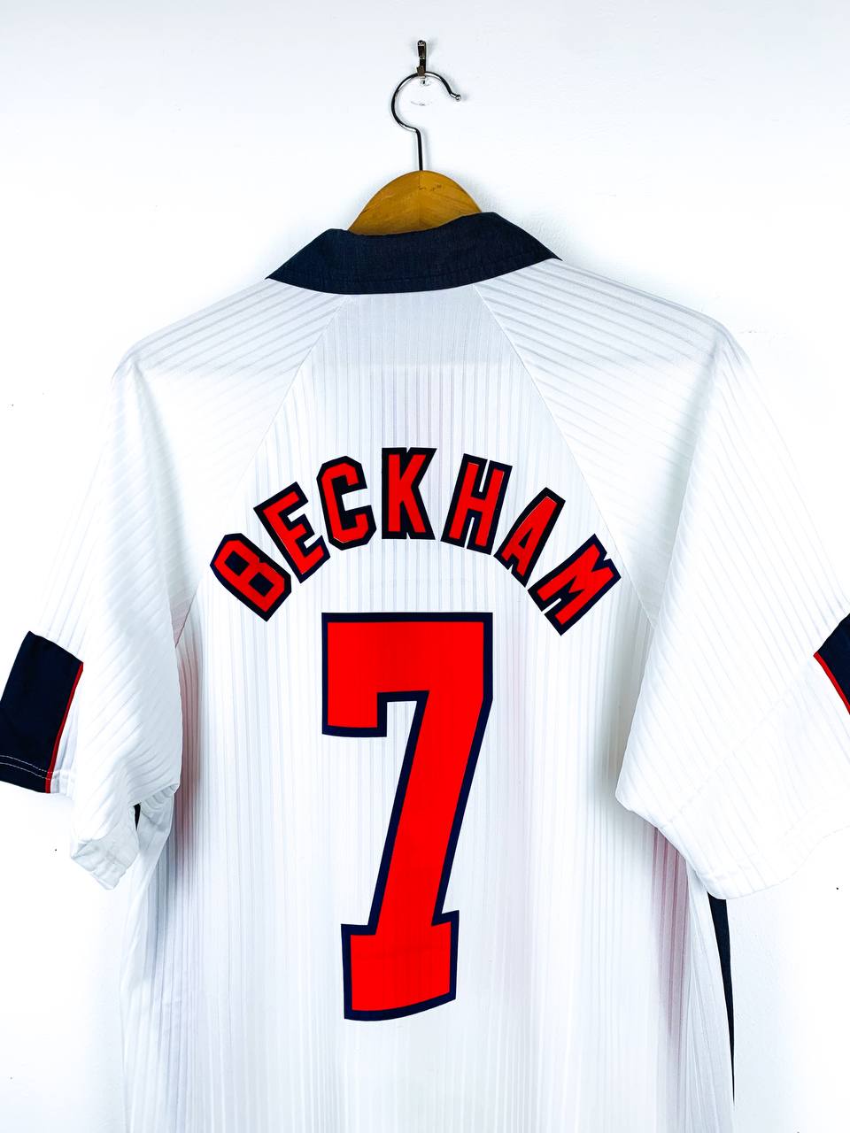 ENGLAND 1997/1999 HOME SHIRT #7 BECKHAM