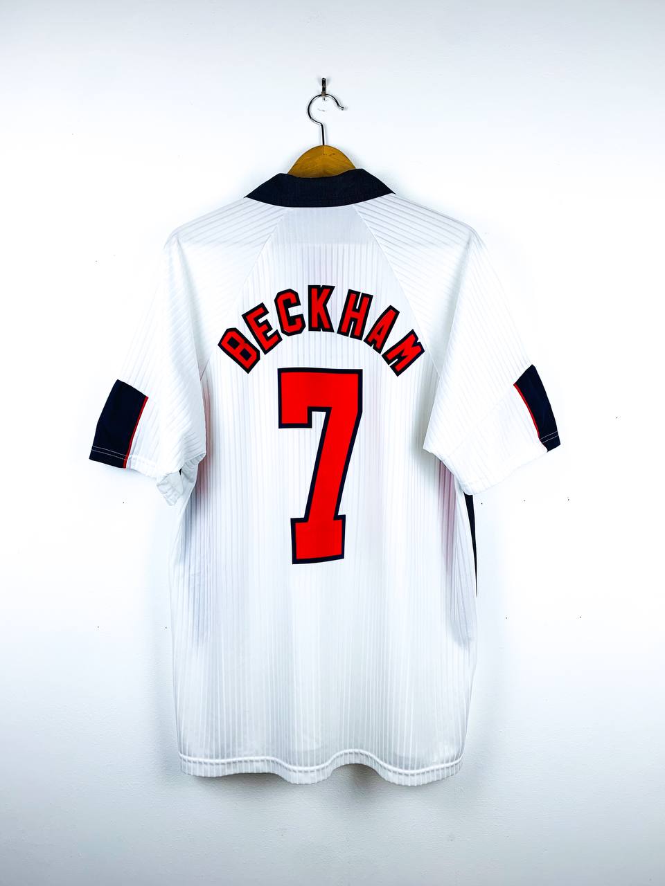 ENGLAND 1997/1999 HOME SHIRT #7 BECKHAM