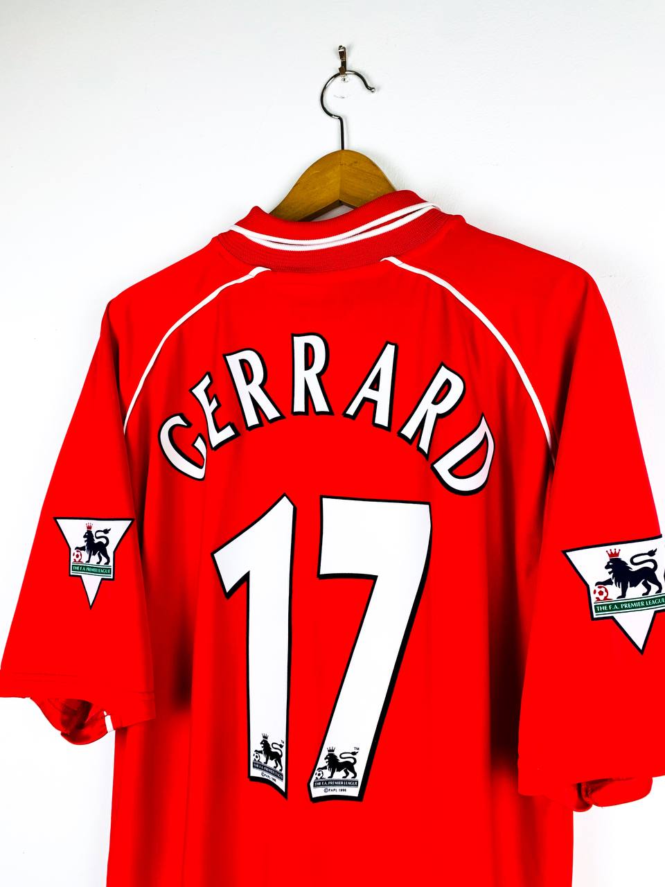 LIVERPOOL 2000/2002 HOME SHIRT #17 GERRARD