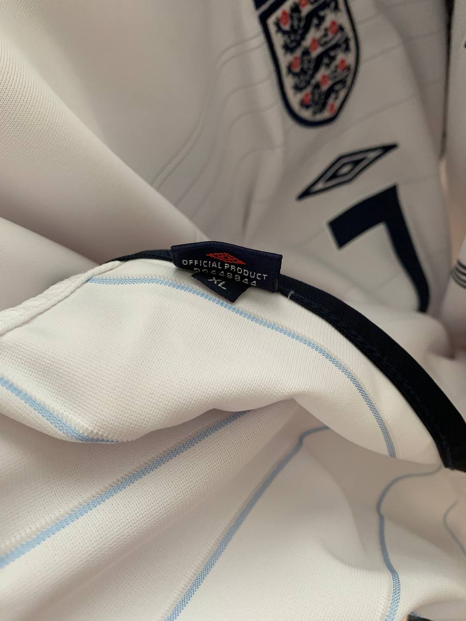 ENGLAND 2003/2005 HOME SHIRT #7 BECKHAM [XL]