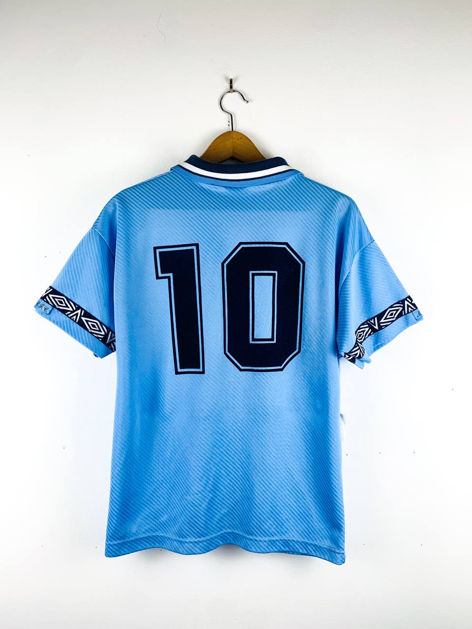 MANCHESTER CITY 1993/1995 HOME SHIRT #10