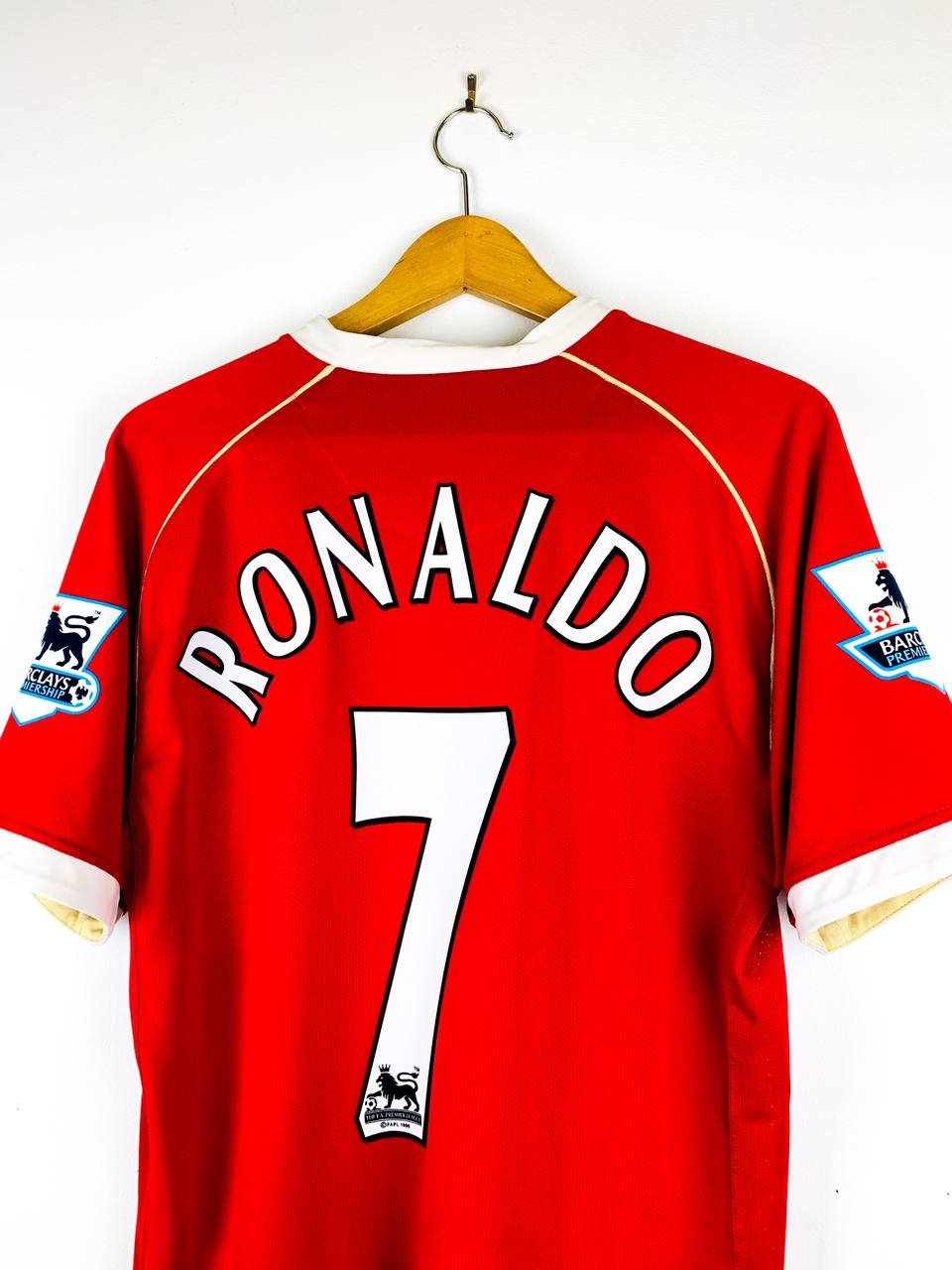 MANCHESTER UNITED 2006/2007 HOME SHIRT #7 RONALDO [M]