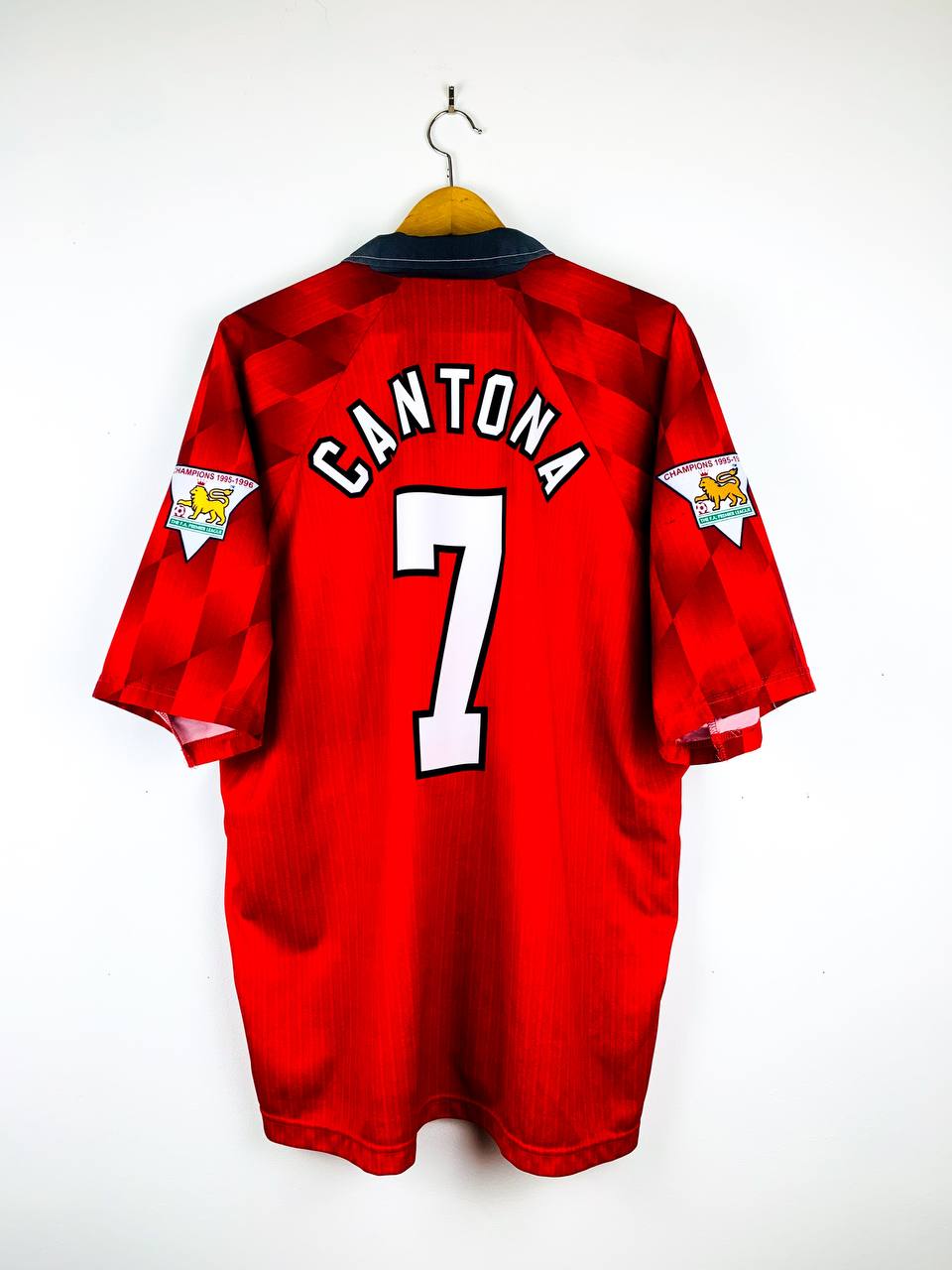MANCHESTER UNITED 1996/1998 HOME SHIRT #7 CANTONA [XXL]