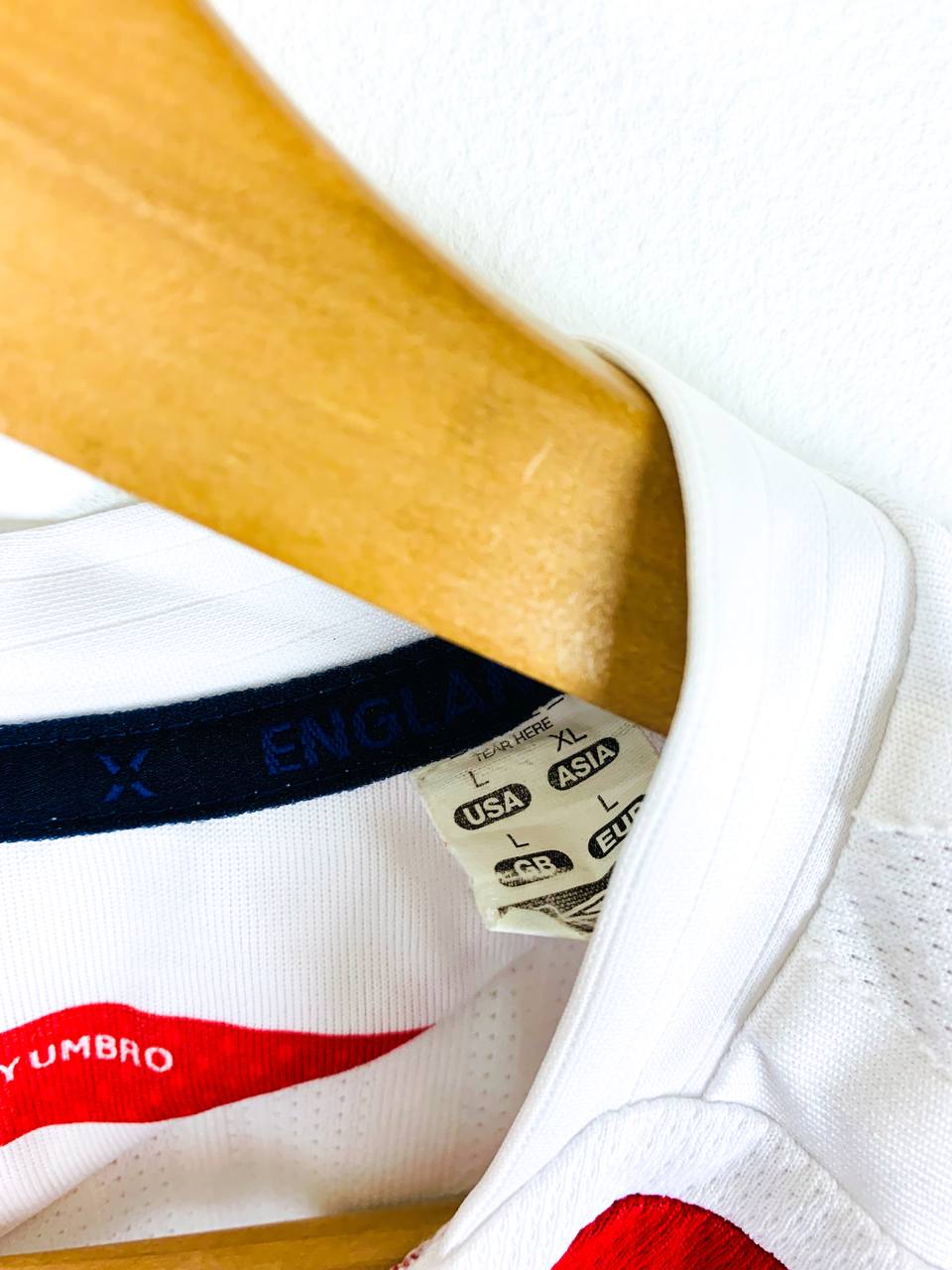 ENGLAND 2007/2009 HOME SHIRT #7 BECKHAM