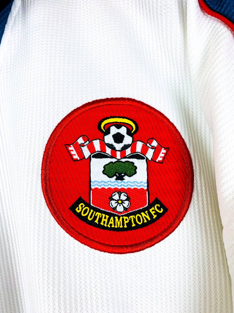 SOUTHAMPTON 1997/1998 AWAY SHIRT #10 OSTENSTAD