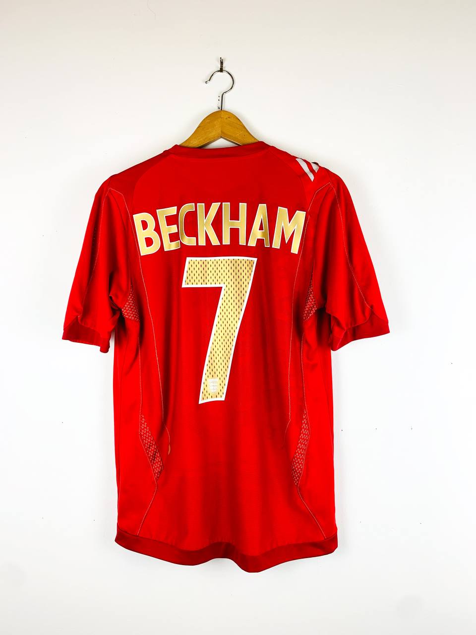 ENGLAND 2006/2008 AWAY SHIRT #7 BECKHAM