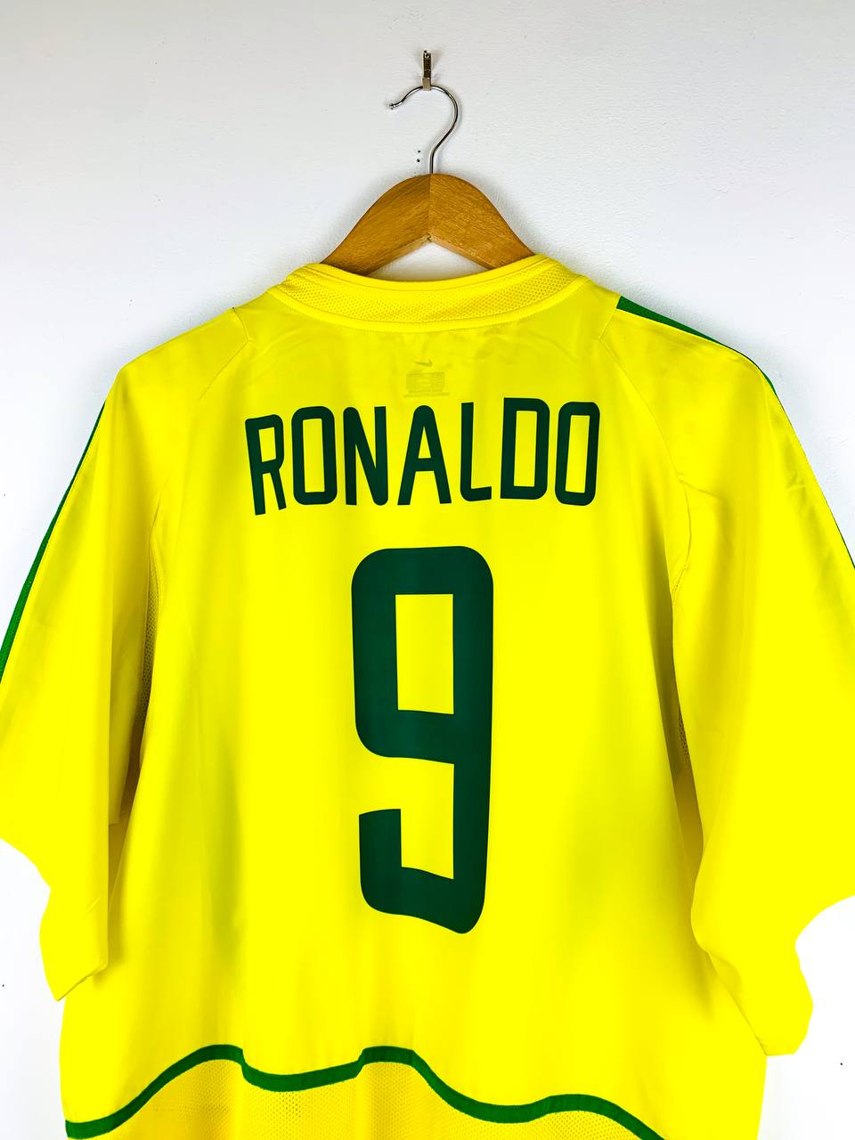 BRAZIL 2002/2004 HOME SHIRT #9 RONALDO