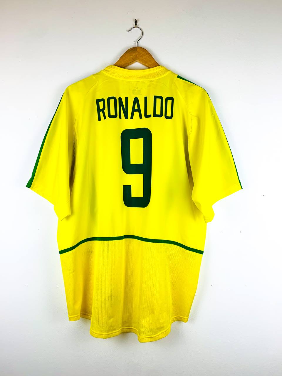 BRAZIL 2002/2004 HOME SHIRT #9 RONALDO