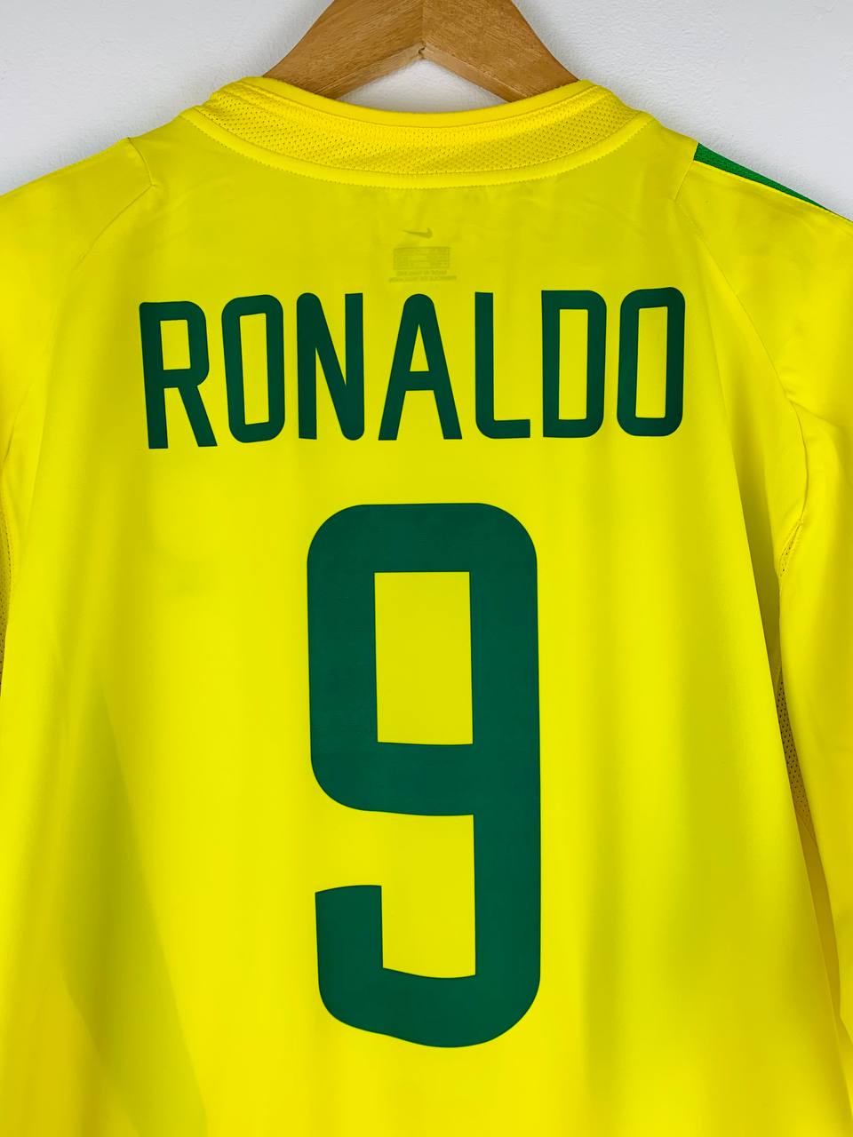 BRAZIL 2002/2004 HOME SHIRT #9 RONALDO