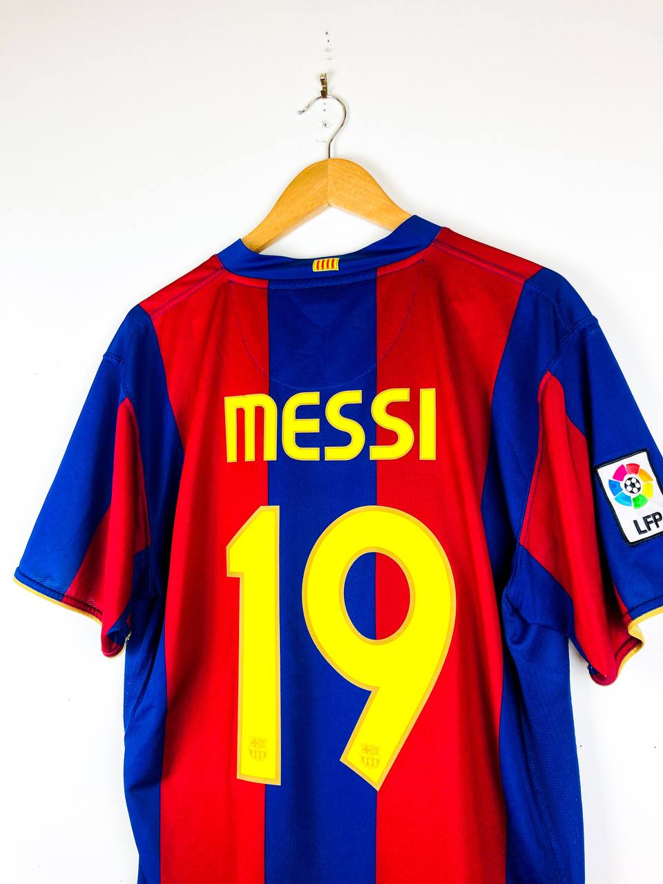BARCELONA 2007/2008 HOME SHIRT #19 MESSI [XL]