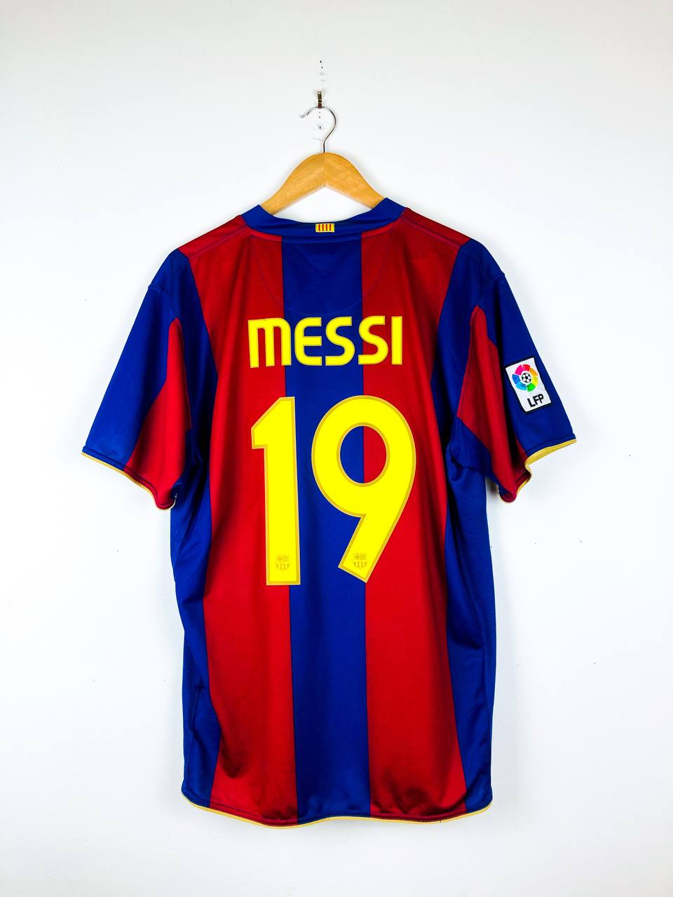 BARCELONA 2007/2008 HOME SHIRT #19 MESSI [XL]
