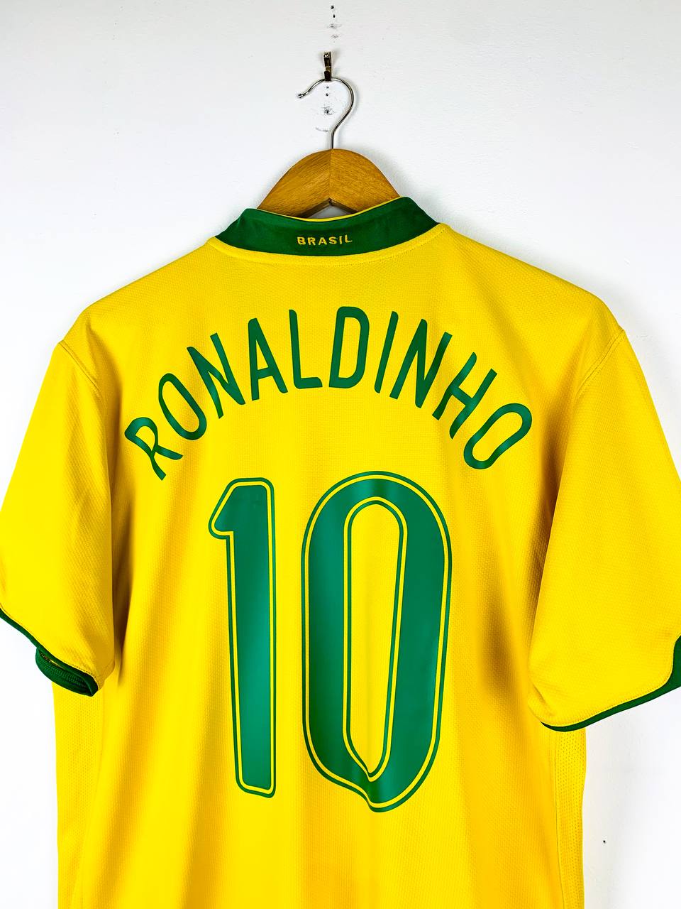 BRAZIL 2006/2008 HOME SHIRT #10 RONALDINHO