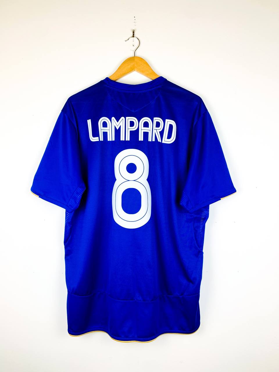 CHELSEA 2005/2006 HOME SHIRT #8 LAMPARD