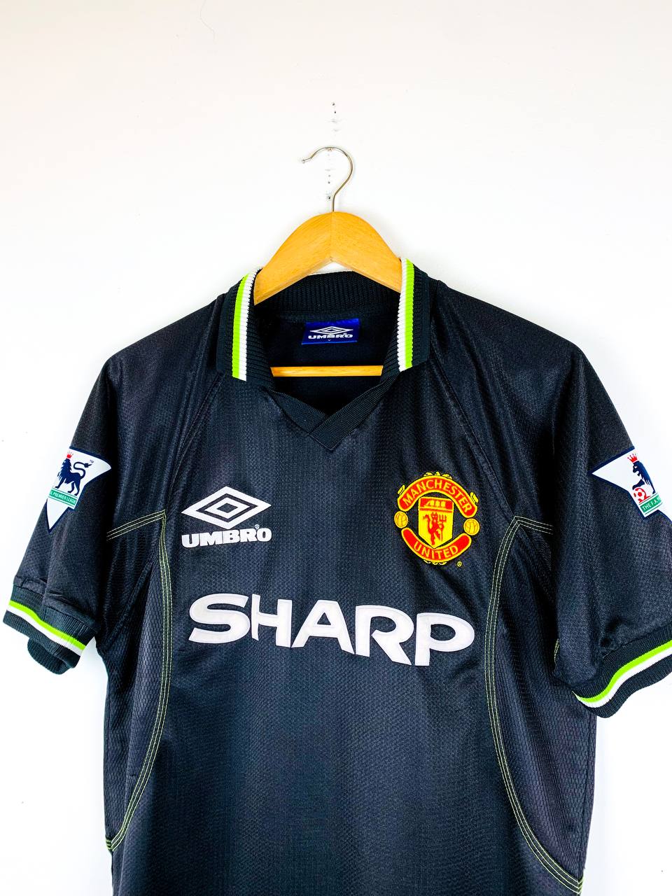 MANCHESTER UNITED 1998/1999 THIRD SHIRT #7 BECKHAM [S