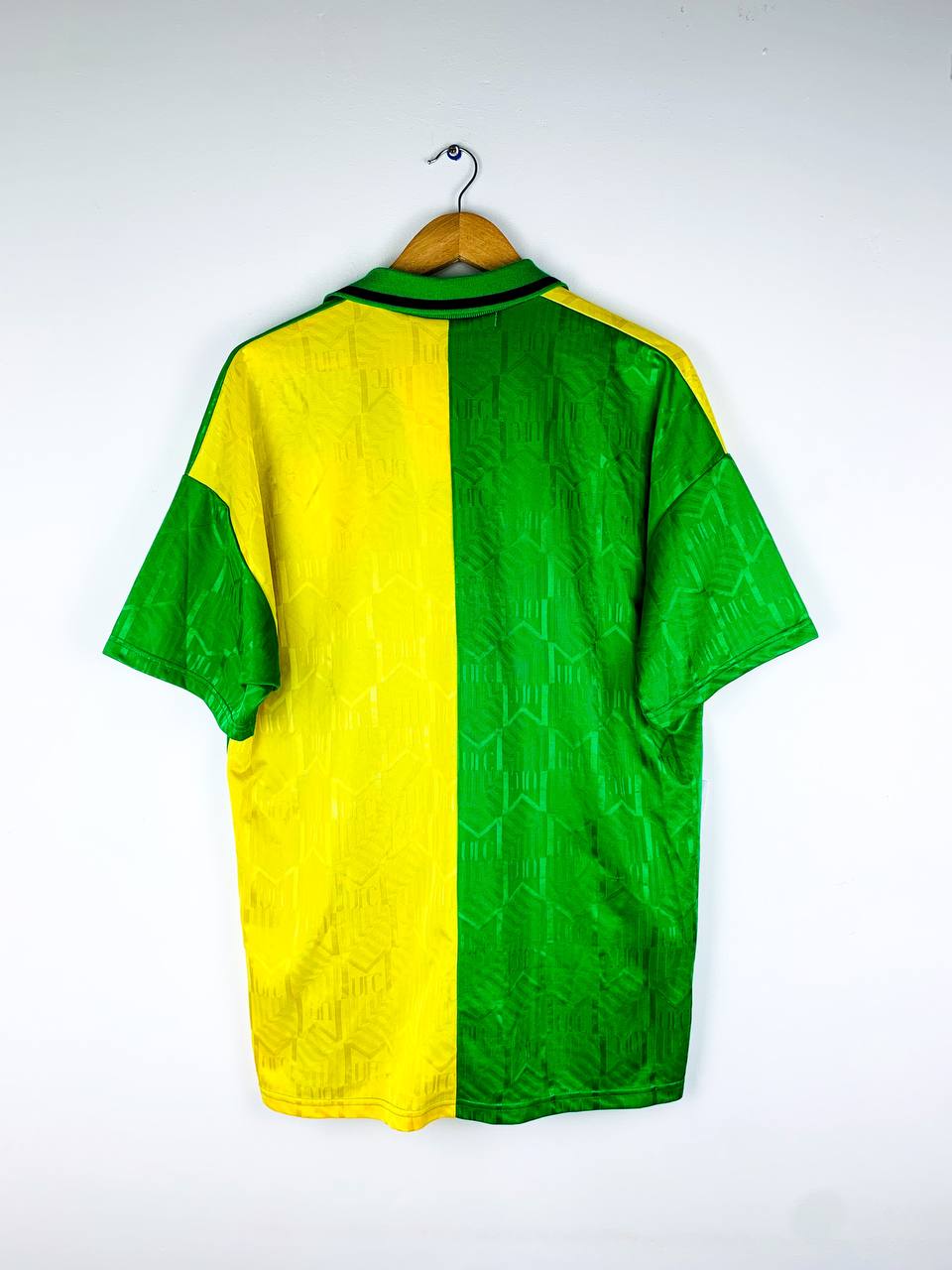 MANCHESTER UNITED 1992/1994 THIRD SHIRT