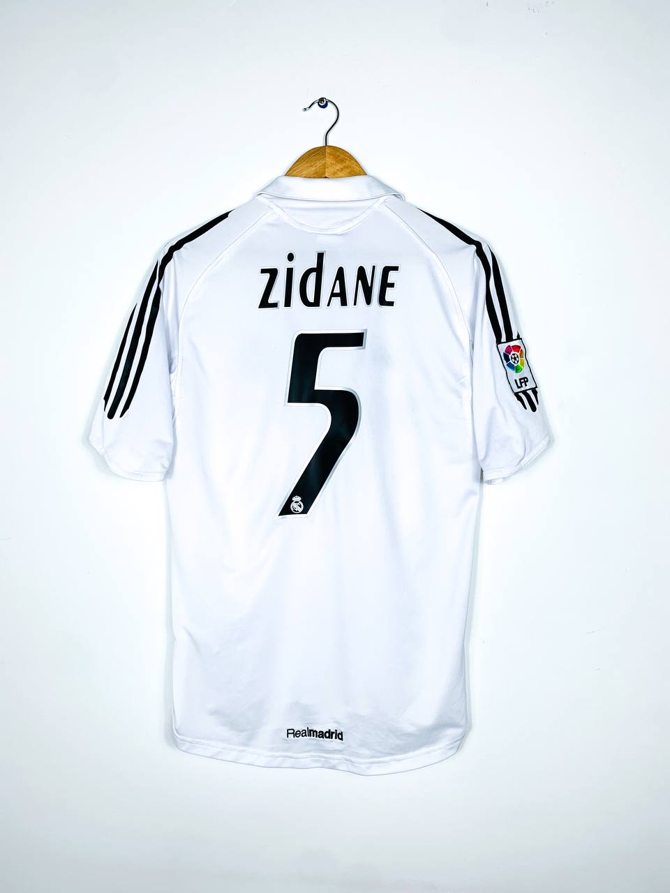 REAL MADRID 2005/2006 HOME SHIRT #5 ZIDANE