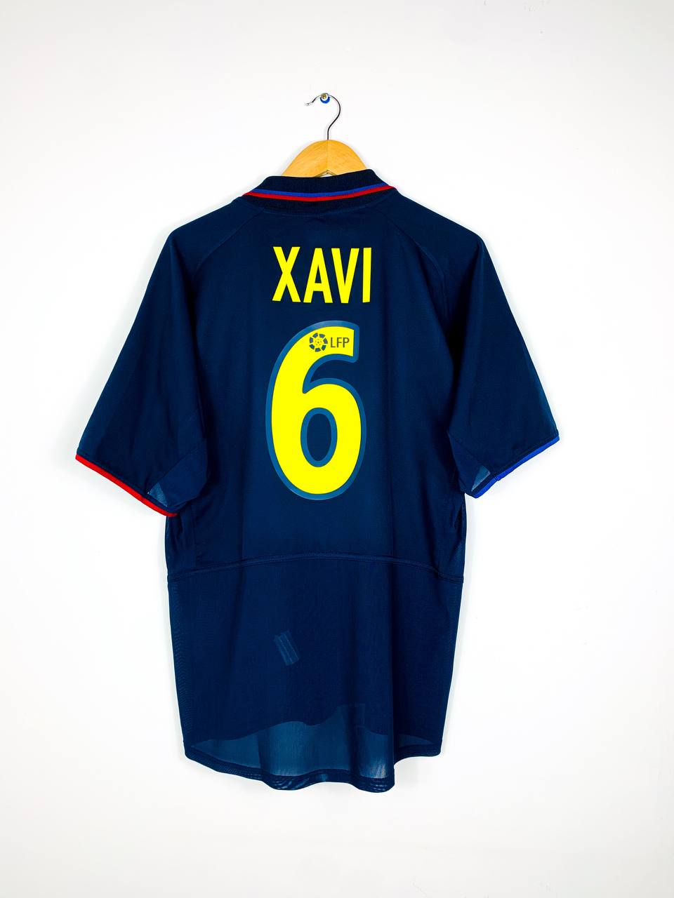 BARCELONA 2002/2003 AWAY SHIRT #6 XAVI