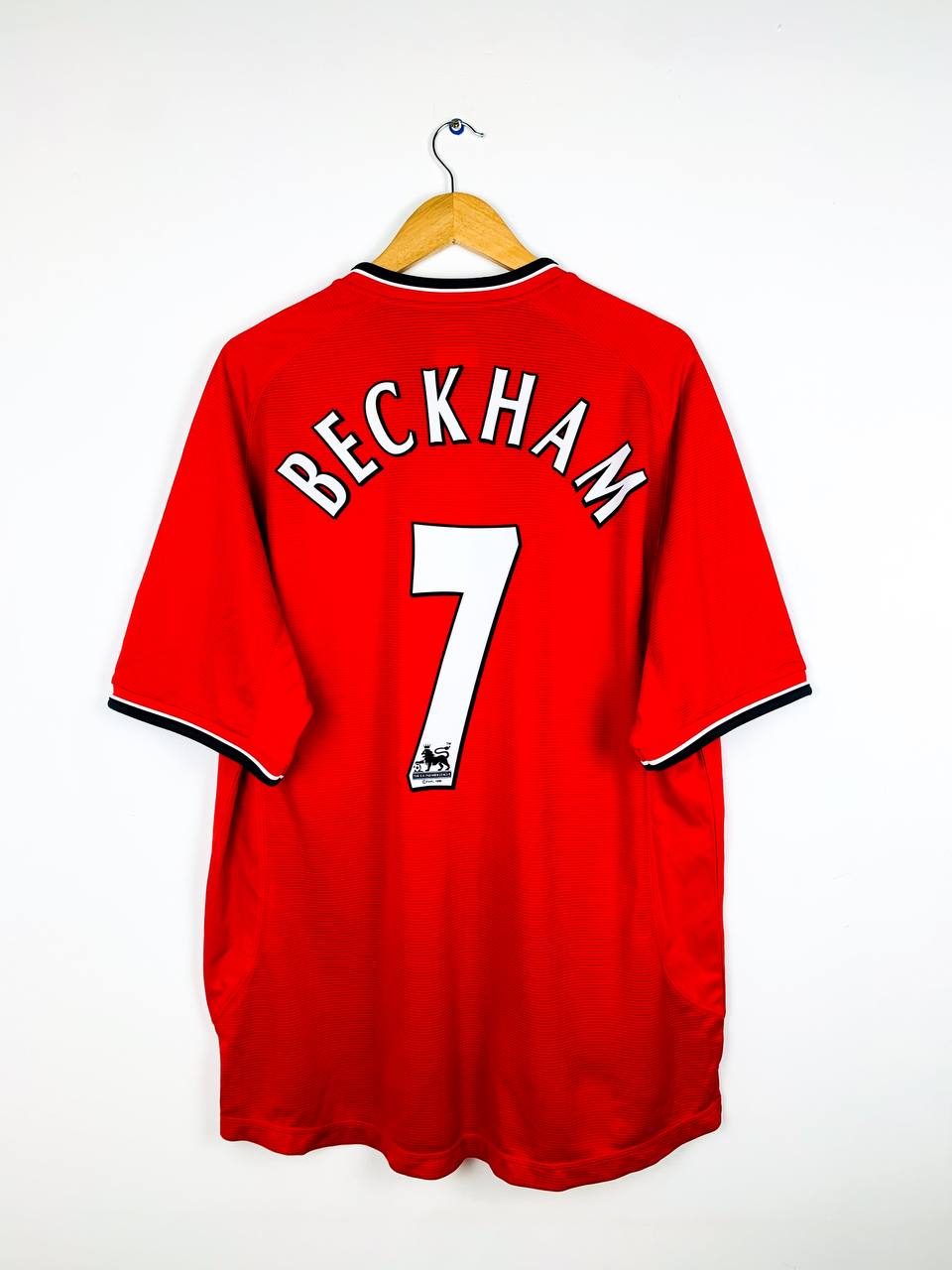 MANCHESTER UNITED 2000/2002 HOME SHIRT #7 BECKHAM [XL]
