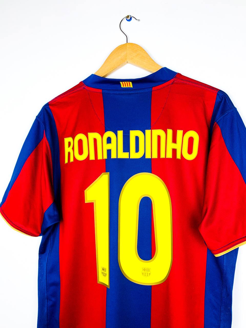 BARCELONA 2007/2008 HOME SHIRT #10 RONALDINHO