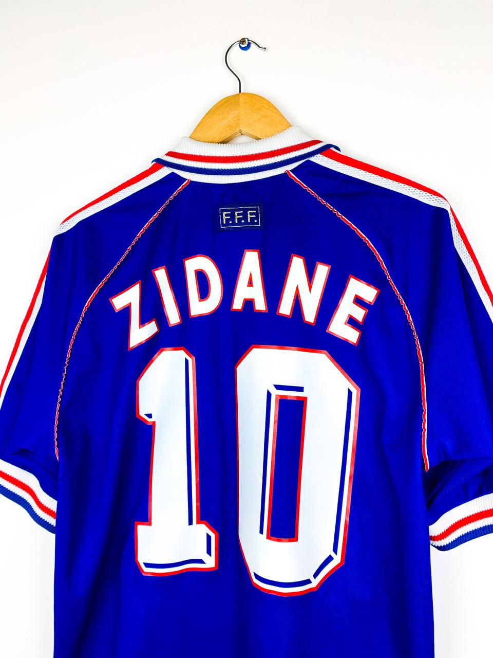 FRANCE 1998/2000 HOME SHIRT #10 ZIDANE