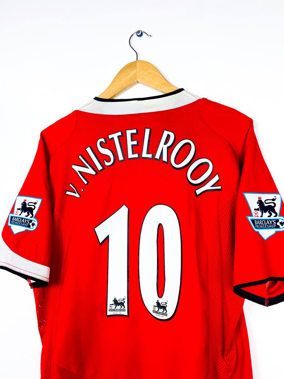 MANCHESTER UNITED 2004/2006 HOME SHIRT #10 VAN NISTELROOY