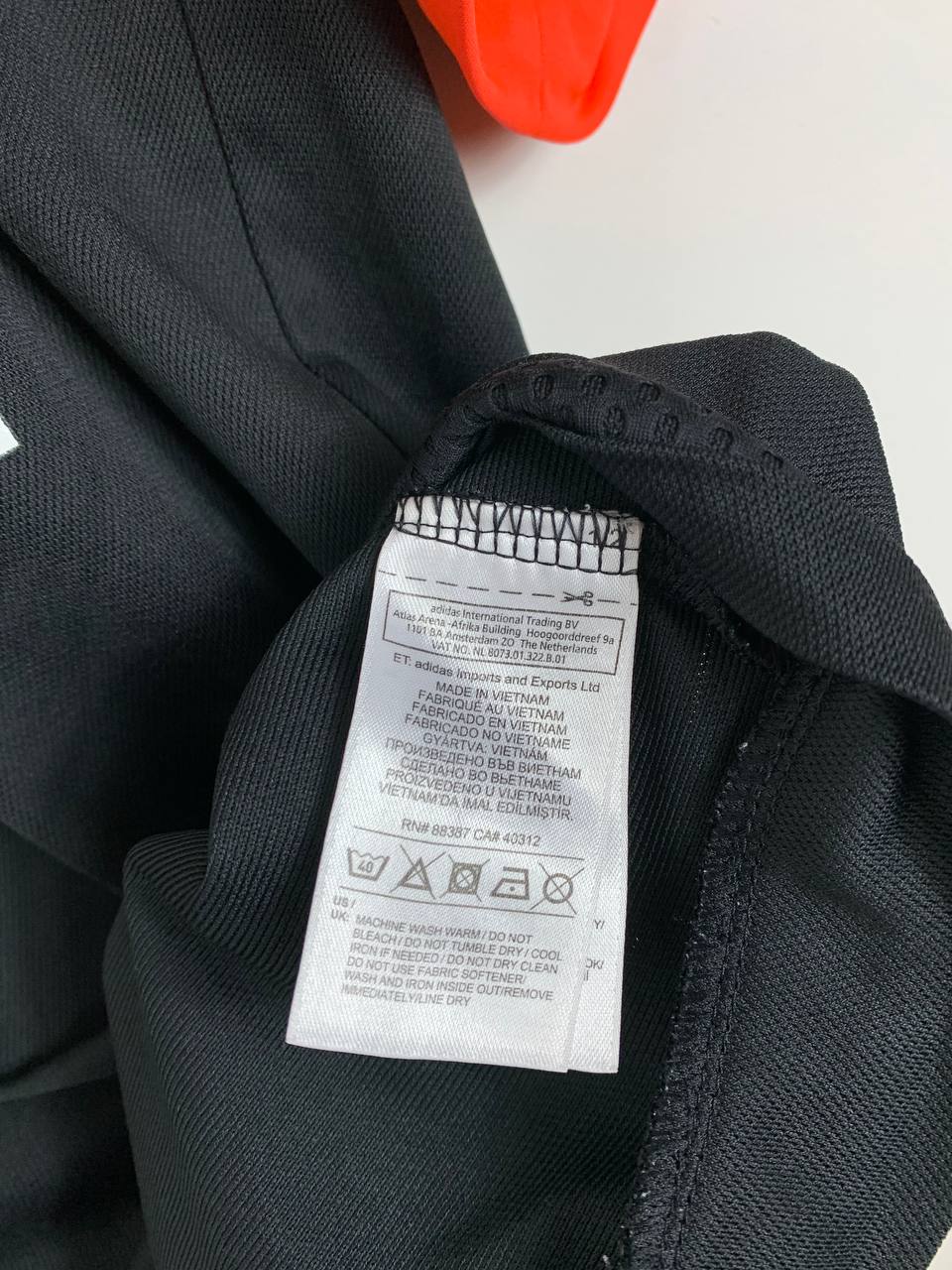 MANCHESTER UNITED 2015/2016 THIRD SHIRT #16 CARRICK