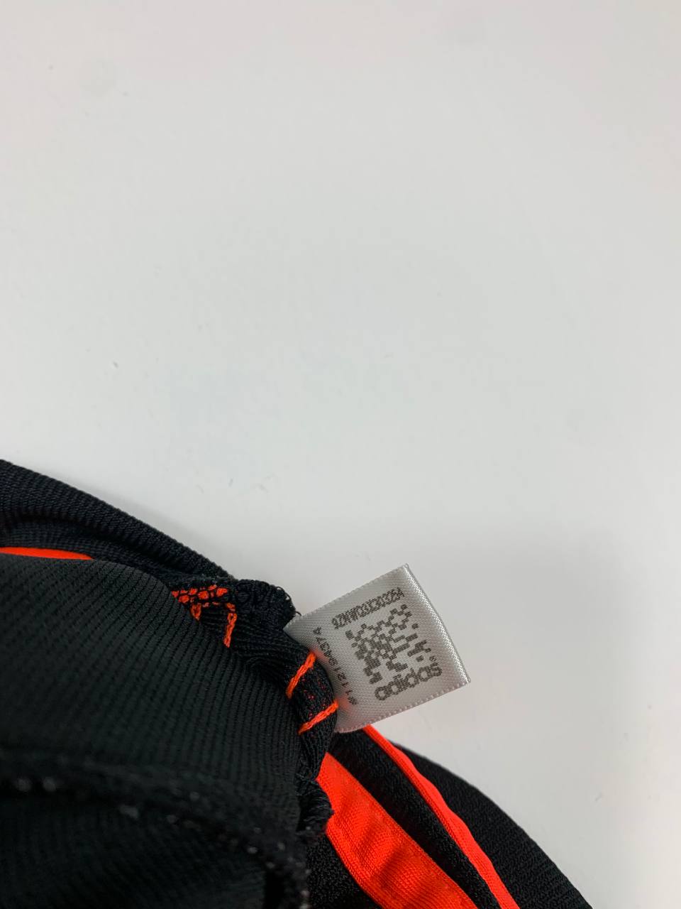 MANCHESTER UNITED 2015/2016 THIRD SHIRT #16 CARRICK