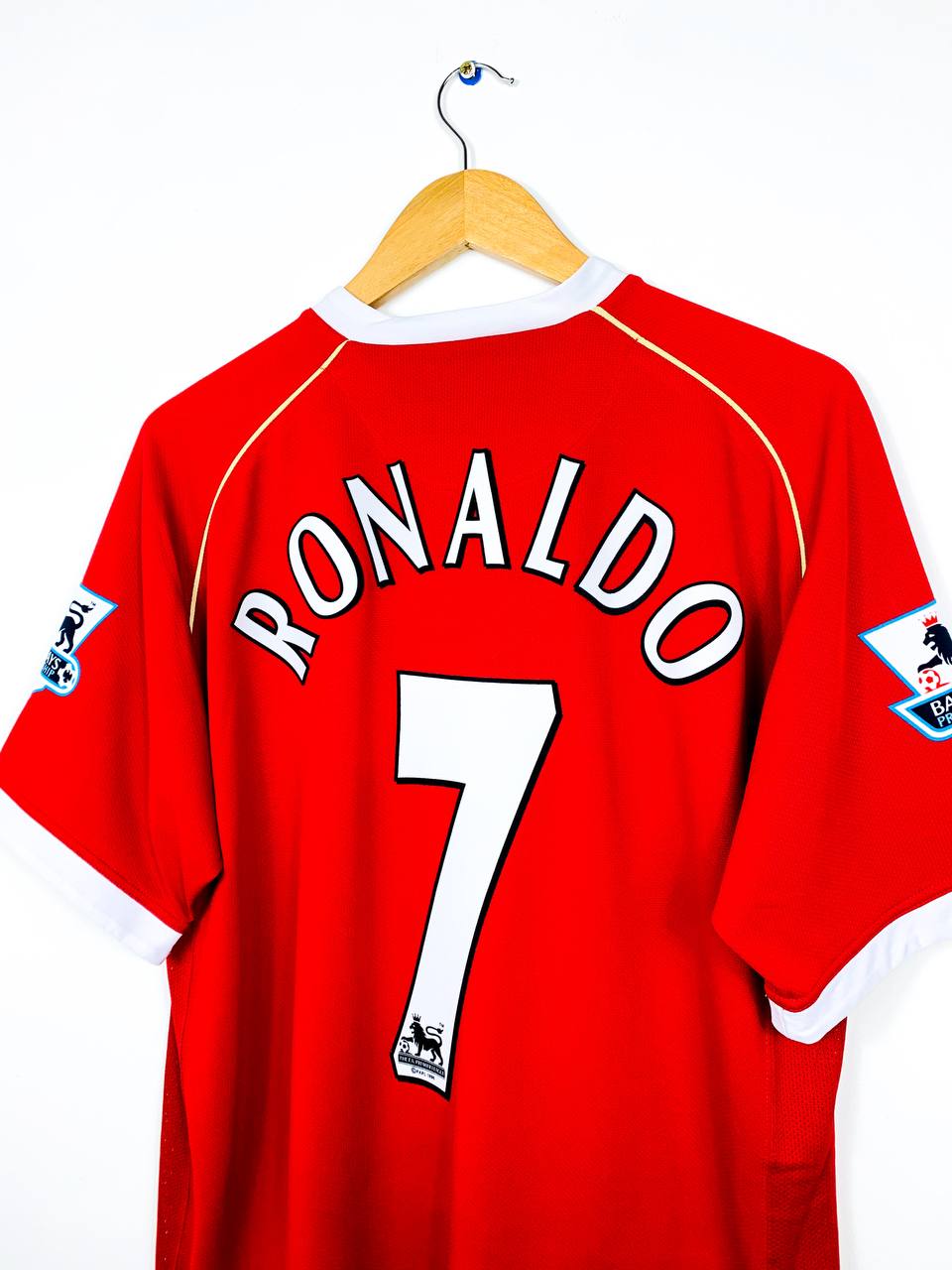 MANCHESTER UNITED 2006/2007 HOME SHIRT #7 RONALDO