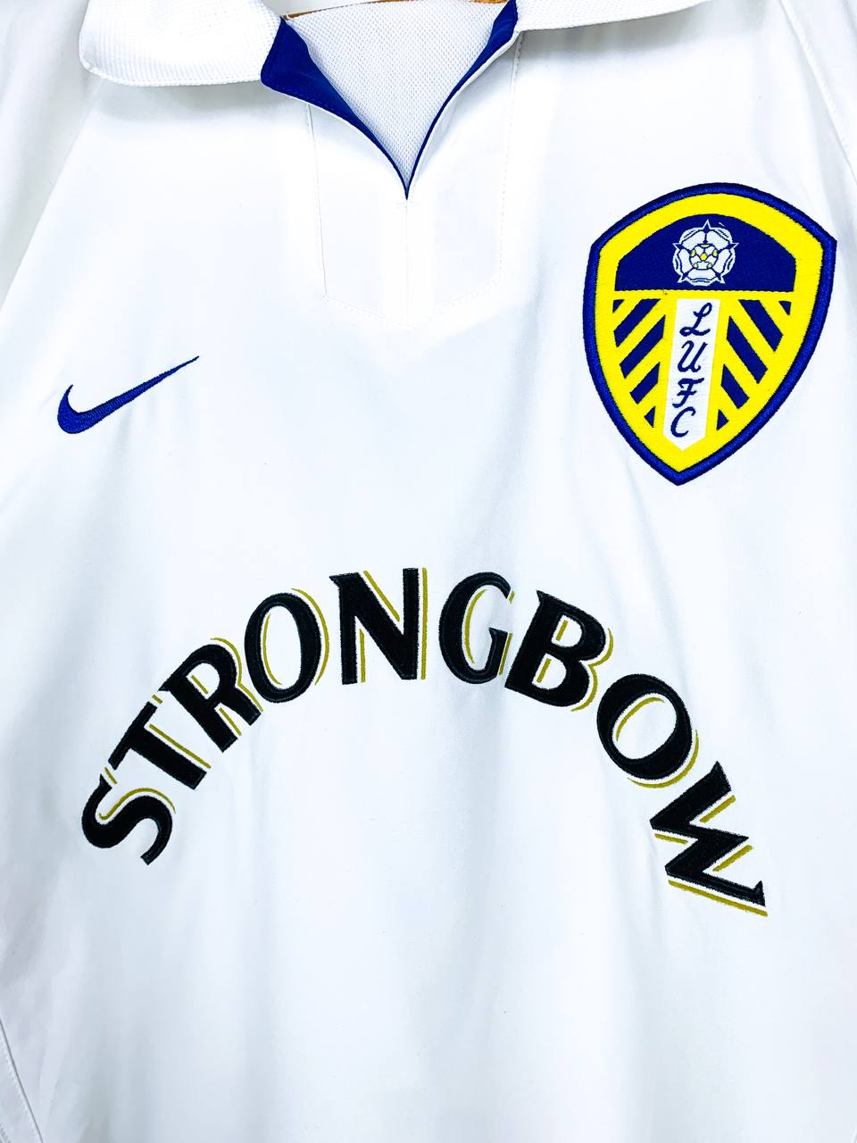 LEEDS UNITED 2002/2003 HOME SHIRT #9 VIDUKA