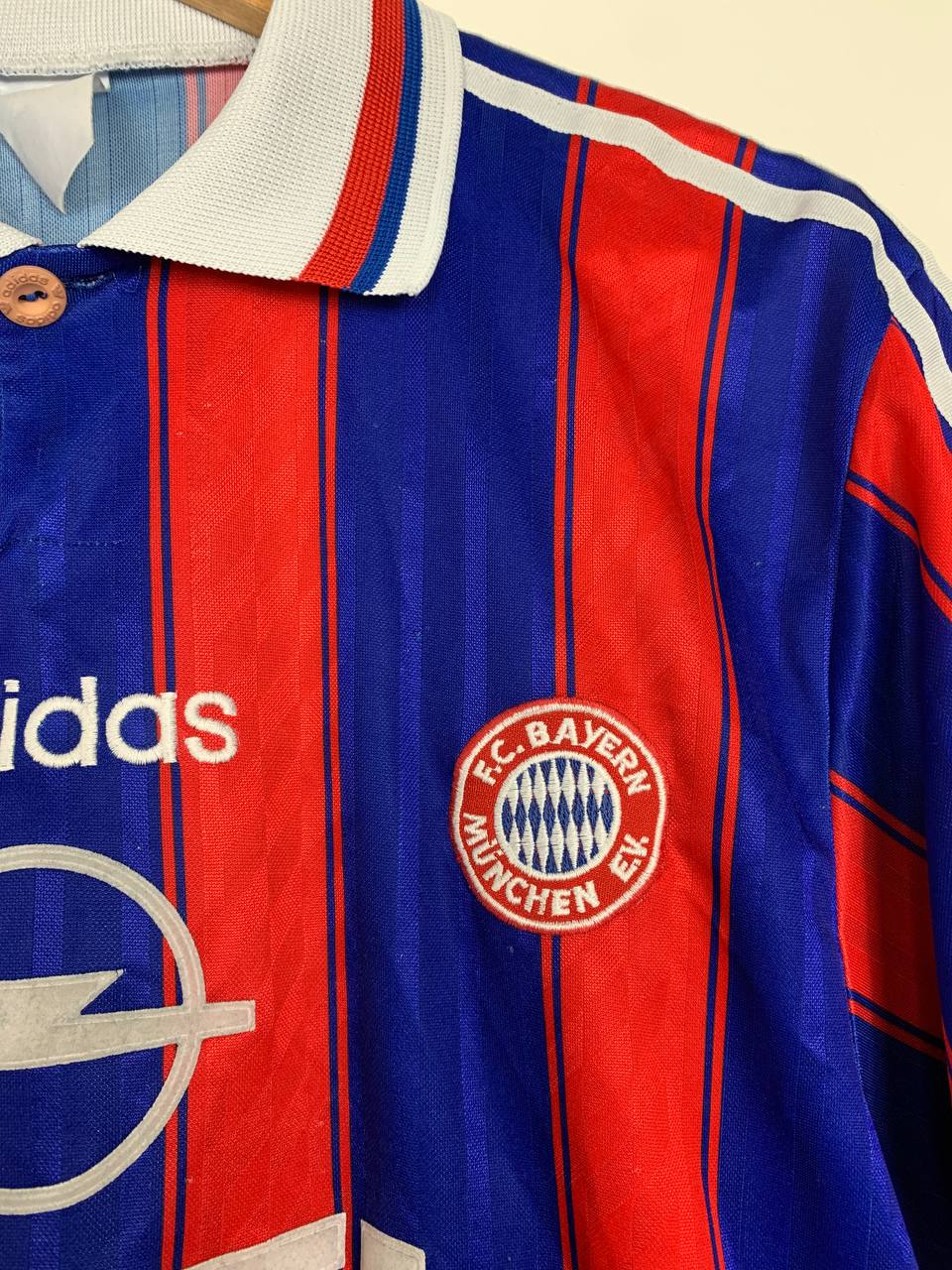 BAYERN MUNICH 1995/1997 HOME SHIRT #18 KLINSMANN
