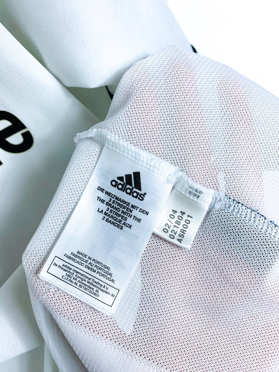 REAL MADRID 2003/2004 HOME SHIRT #5 ZIDANE