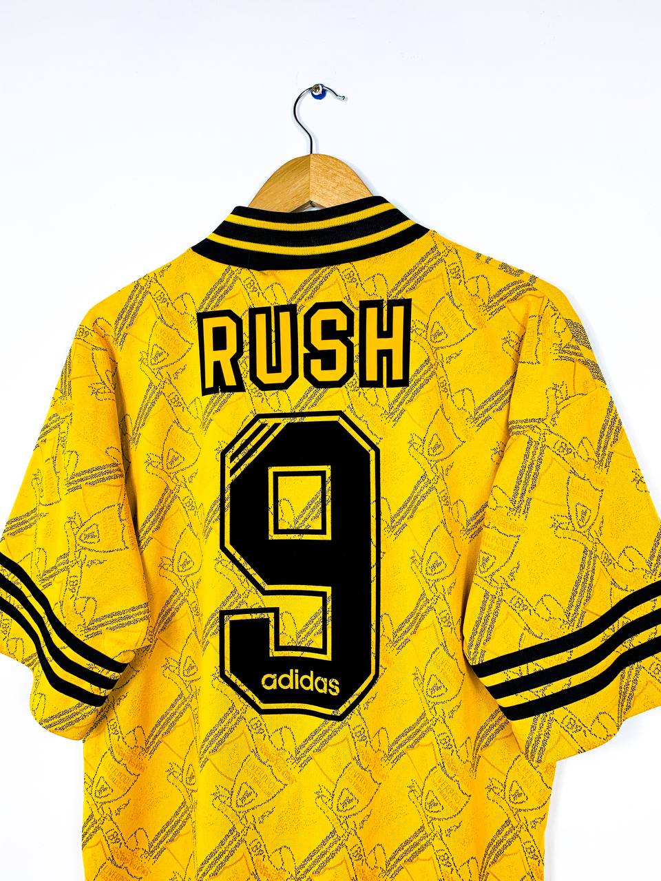 LIVERPOOL 1994/1996 THIRD SHIRT #9 RUSH