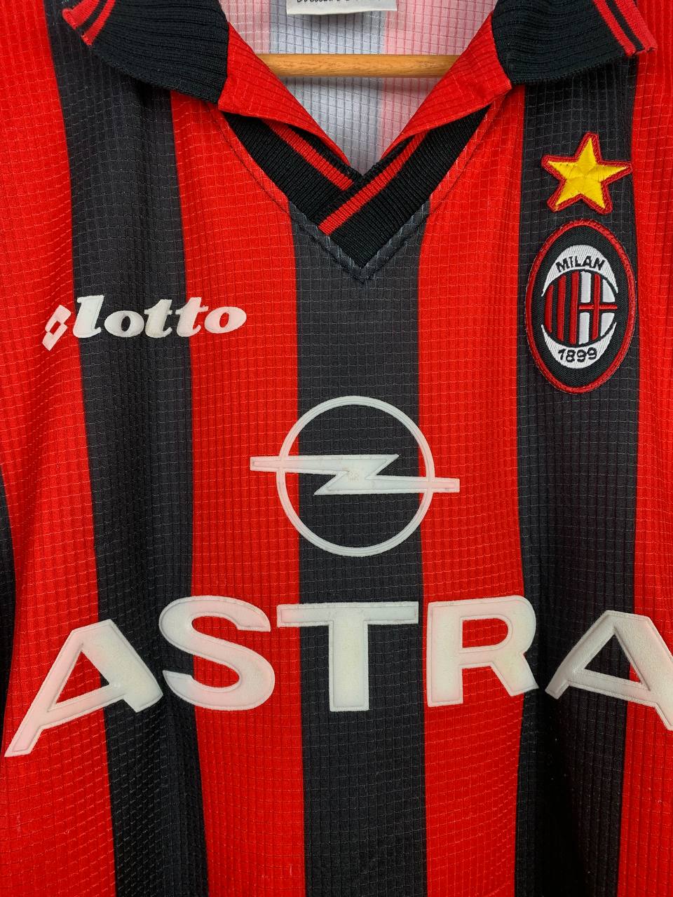 AC MILAN 1997/1998 HOME SHIRT