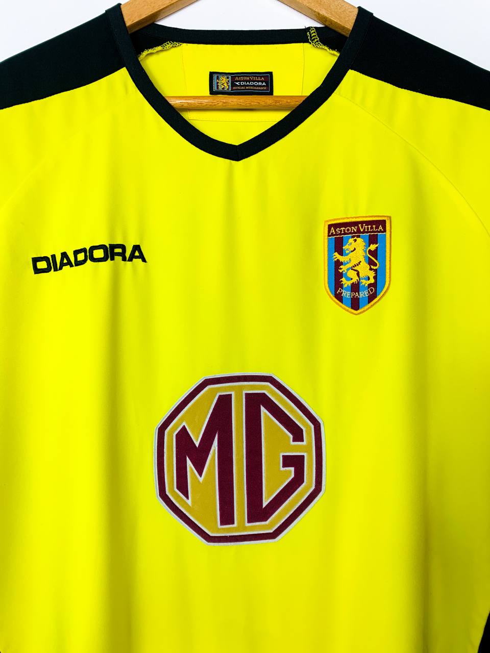 ASTON VILLA 2003/2004 AWAY SHIRT #18 ANGEL [L/XL]