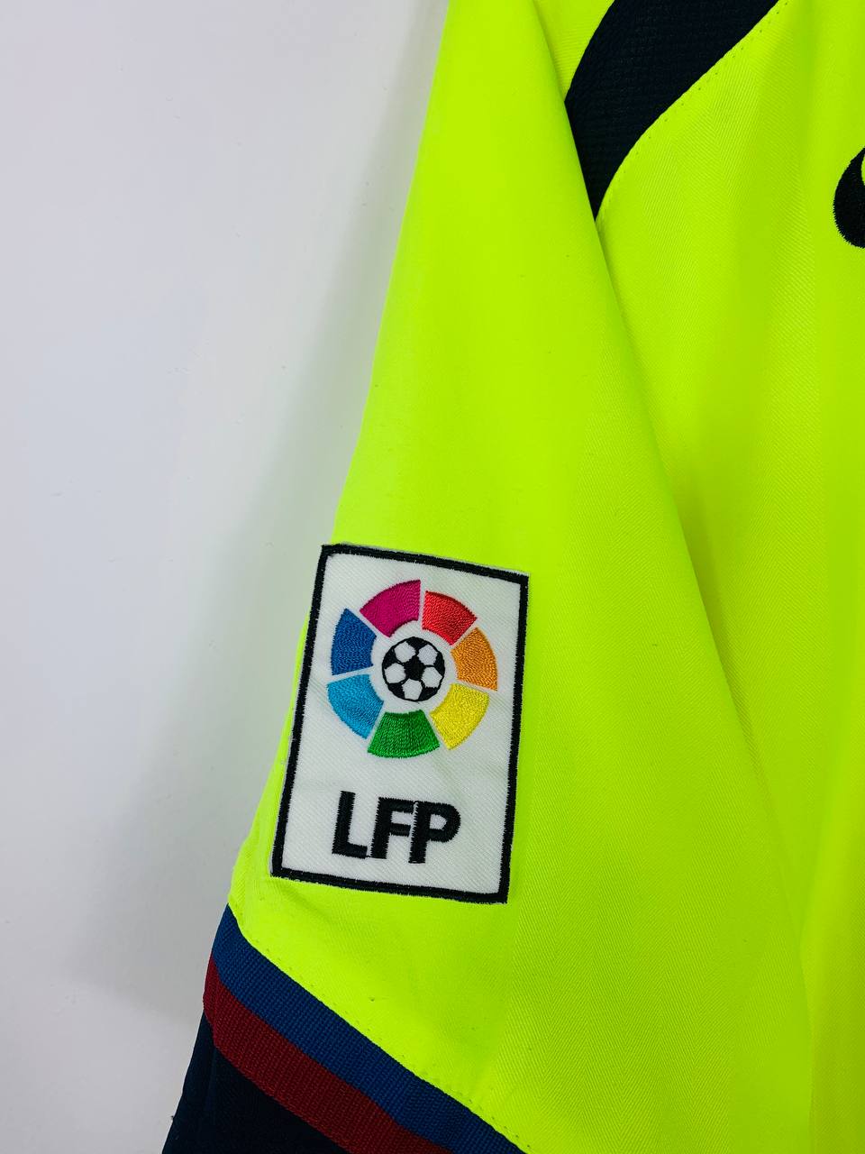 BARCELONA 2005/2006 AWAY SHIRT #10 RONALDINHO