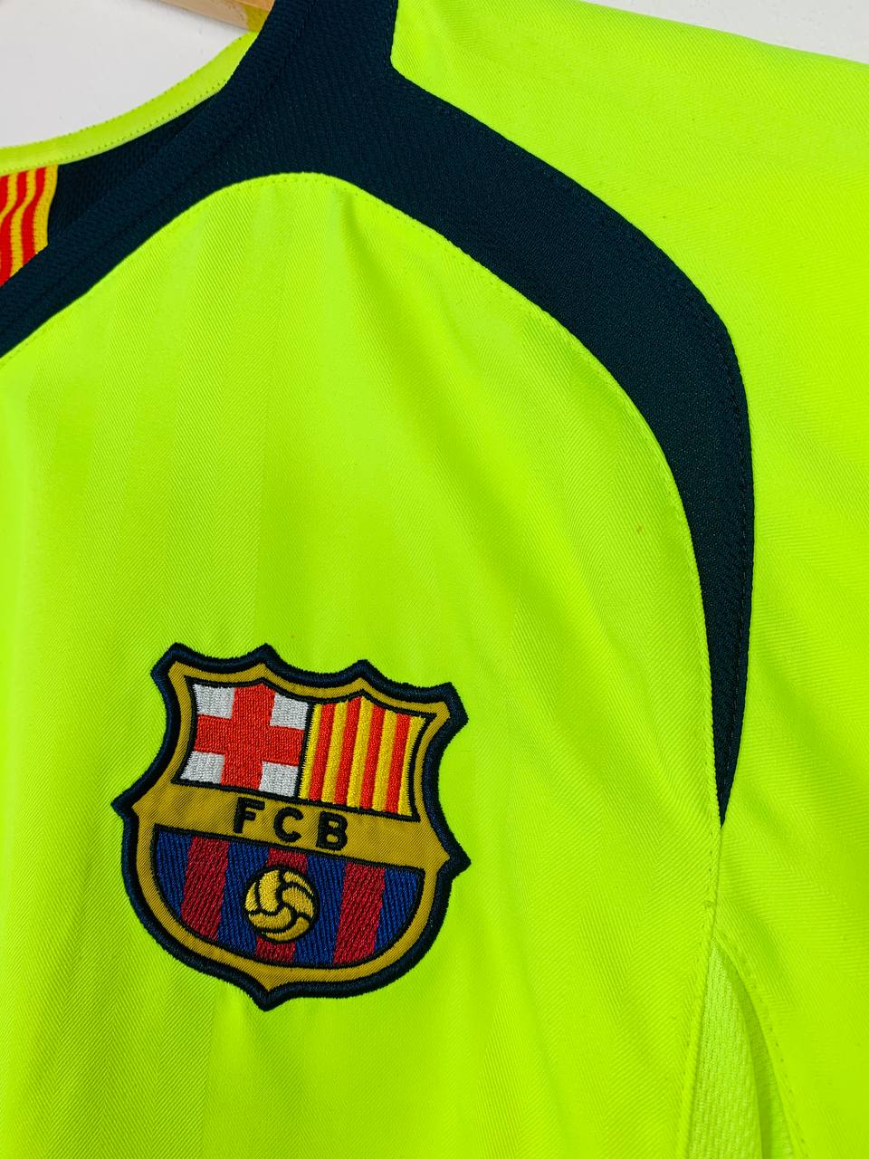 BARCELONA 2005/2006 AWAY SHIRT #30 MESSI