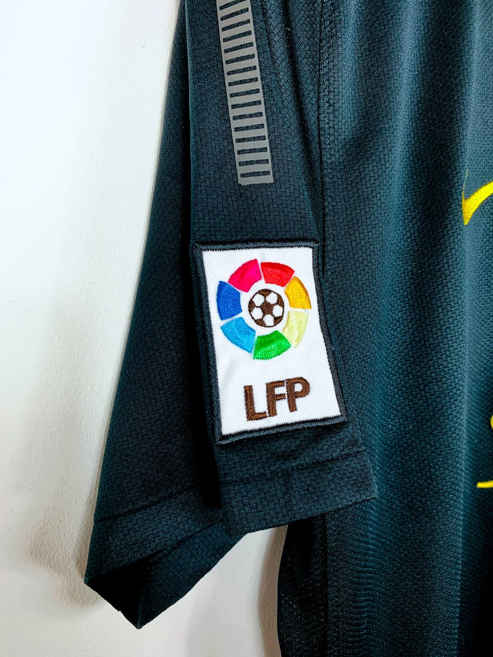BARCELONA 2011/2012 AWAY SHIRT #10 MESSI