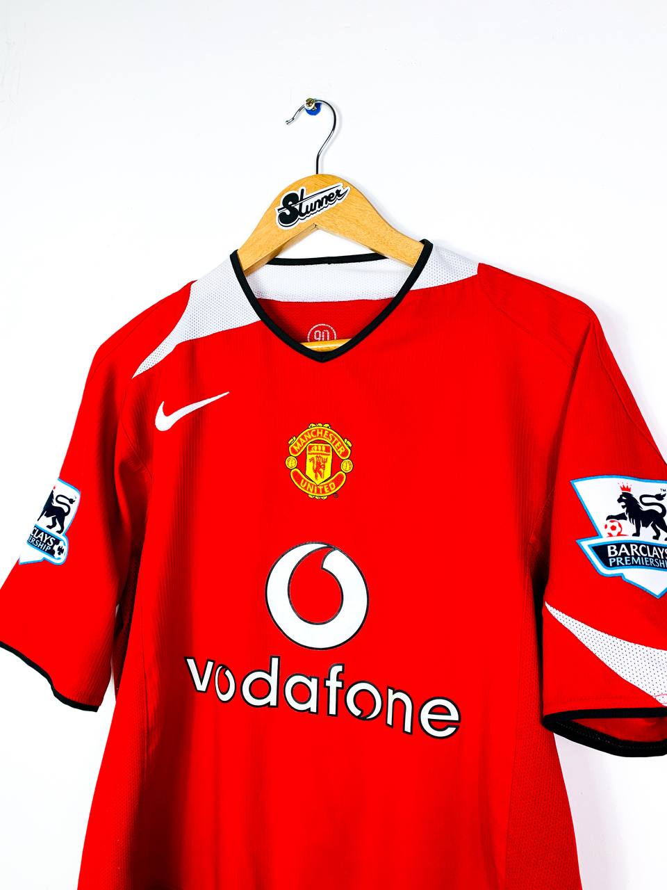 MANCHESTER UNITED 2004/2006 HOME SHIRT #11 GIGGS