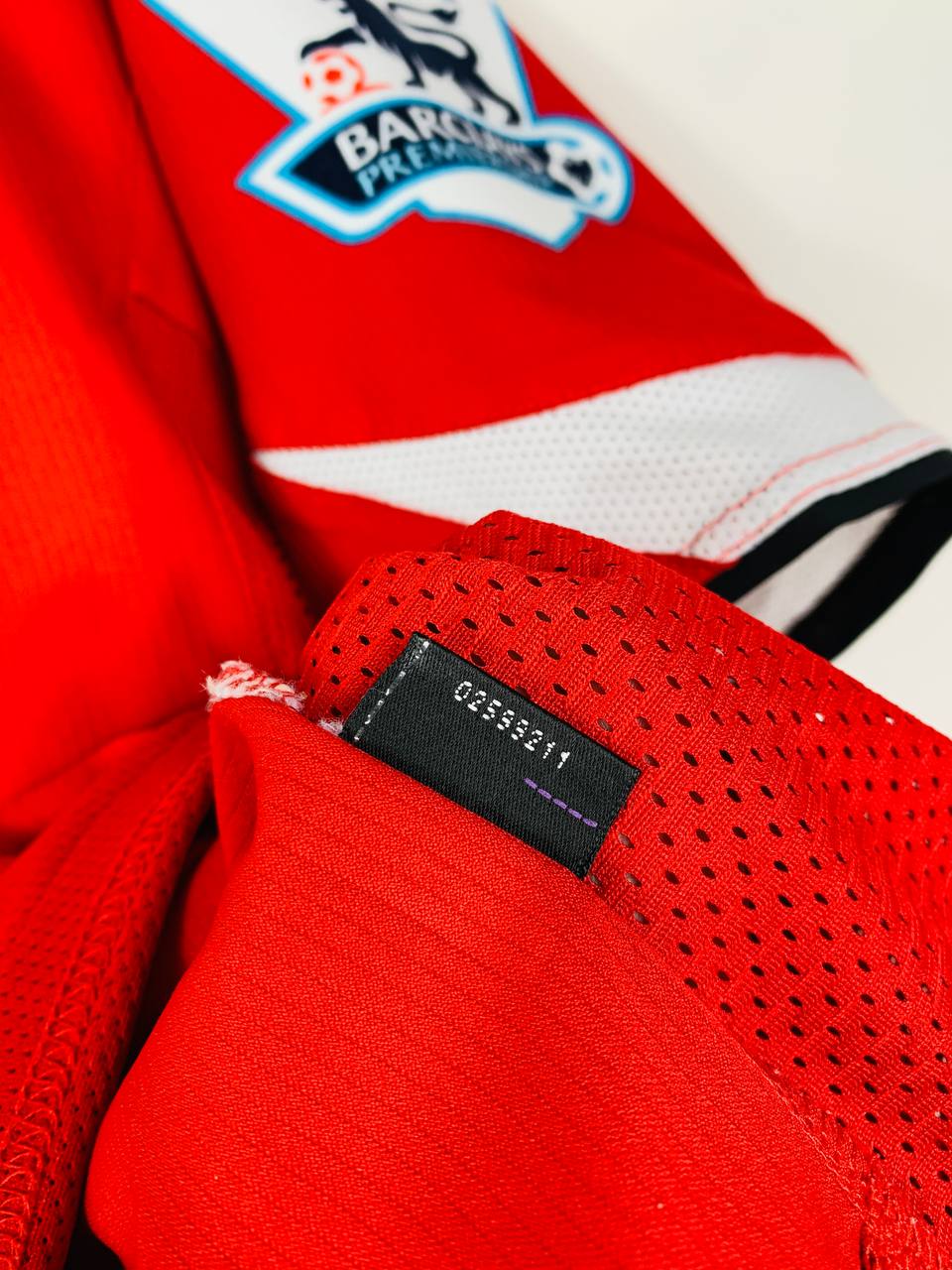 MANCHESTER UNITED 2004/2006 HOME SHIRT #11 GIGGS