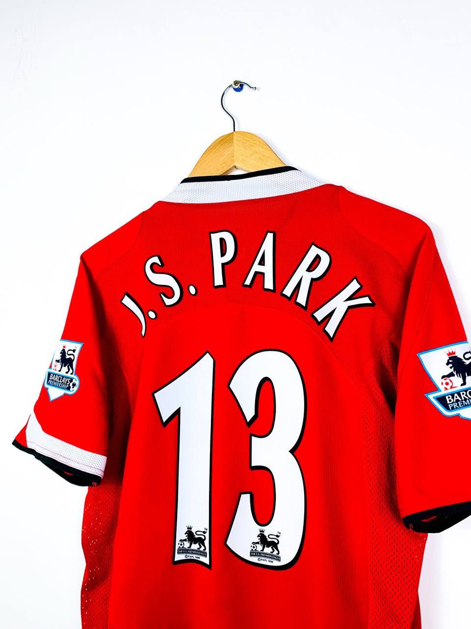 MANCHESTER UNITED 2004/2006 HOME SHIRT #13 J.S. PARK