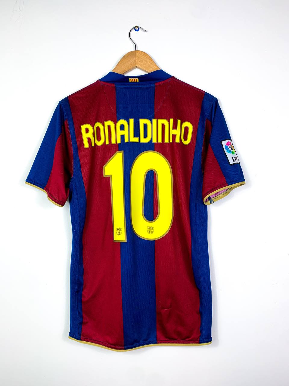 BARCELONA 2007/2008 HOME SHIRT #10 RONALDINHO