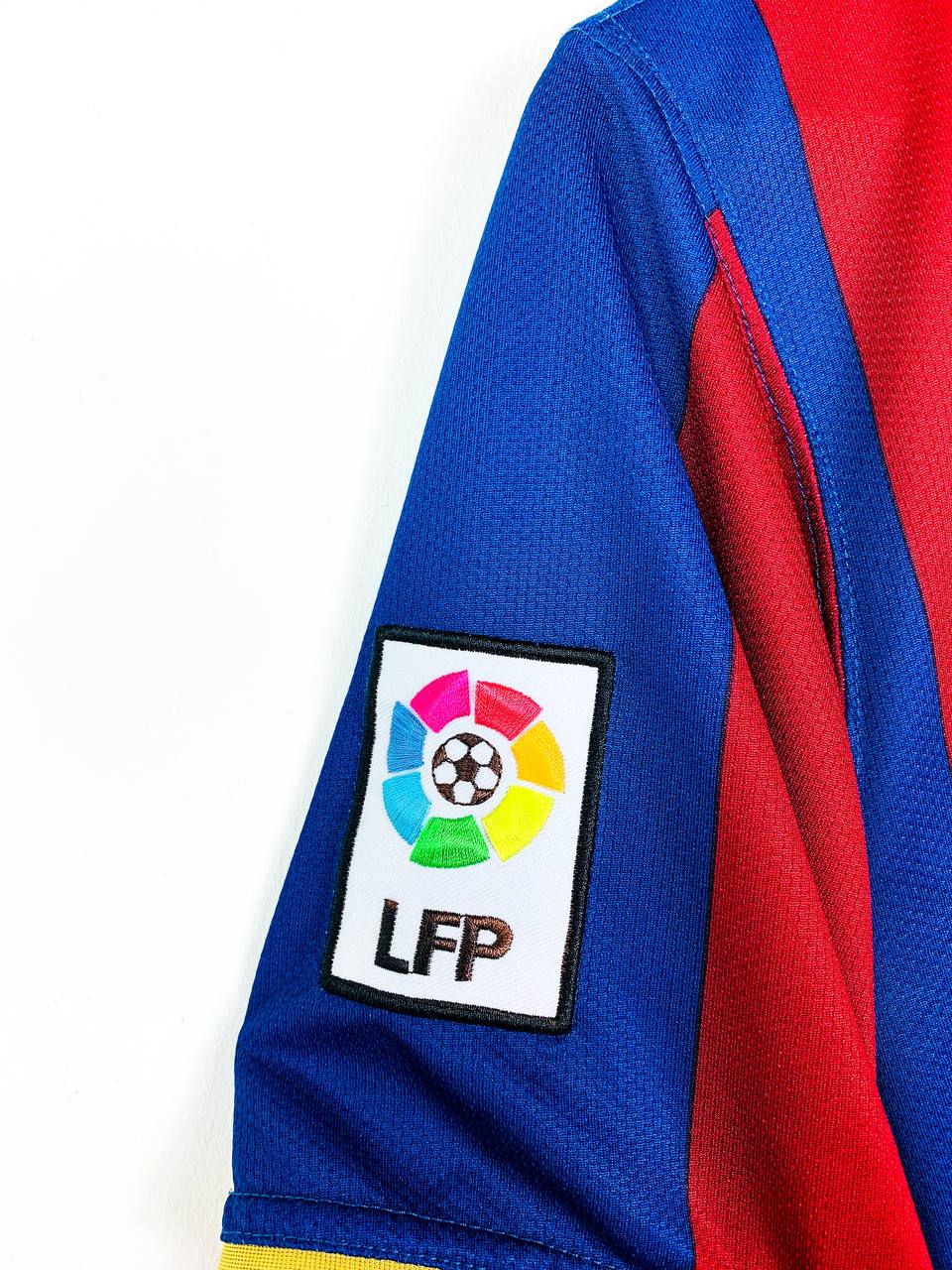 BARCELONA 2007/2008 HOME SHIRT #10 RONALDINHO